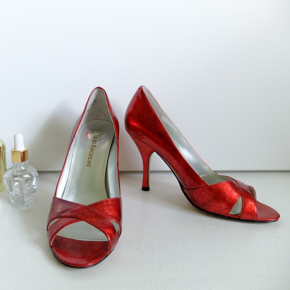 Enzo Angiolini Red Heels